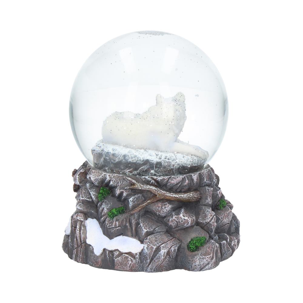 Guardian of the North Snowglobe (LP) 14.5cm